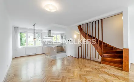 Pronájem domu 172 m² s pozemkem 295 m², Na Míčánce, Praha 6 - Dejvice