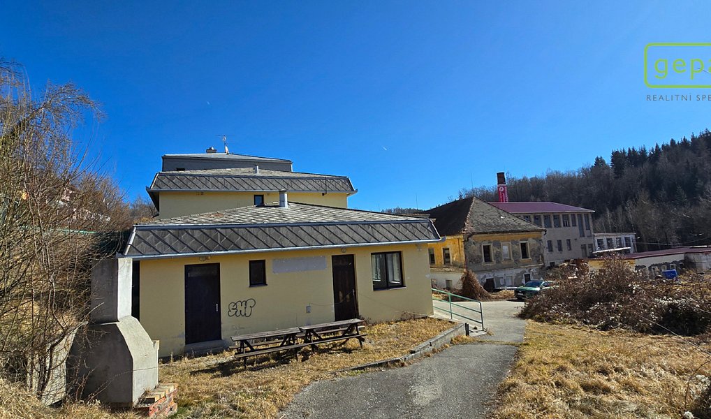 Pronájem komerčního objektu (jiného typu) 450 m², Český Krumlov – náhled fotky 3