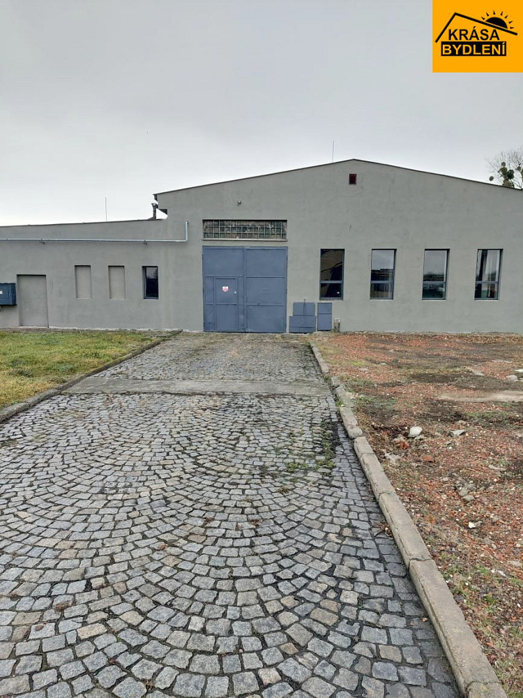Pronájem výrobních prostor 1 000 m²