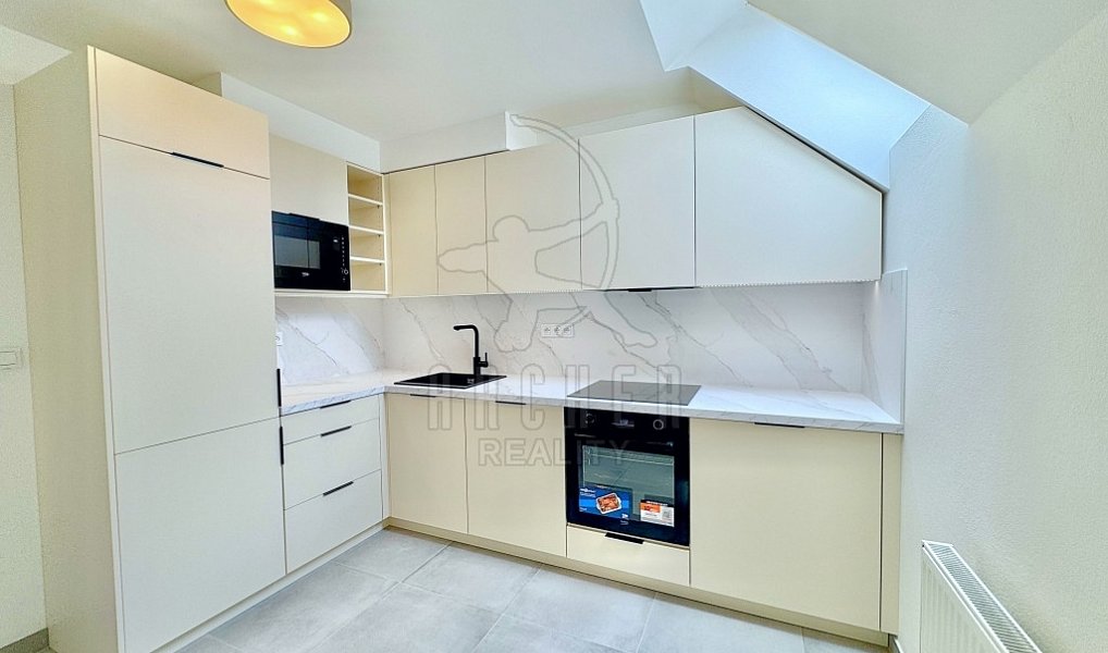 Prodej bytu 3+1 84 m², Praha – náhled fotky 3