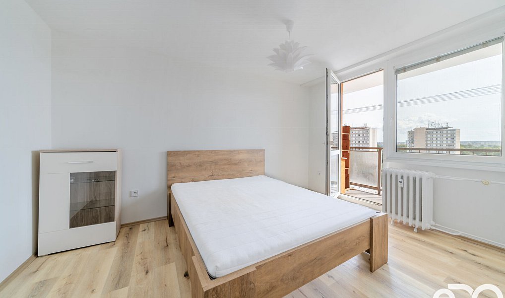 Prodej bytu 3+1 72 m², Hradec Králové – náhled fotky 13