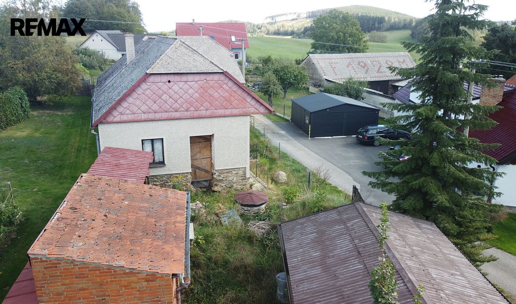 Prodej domu 150 m² s pozemkem 410 m², Dvory – náhled fotky 7