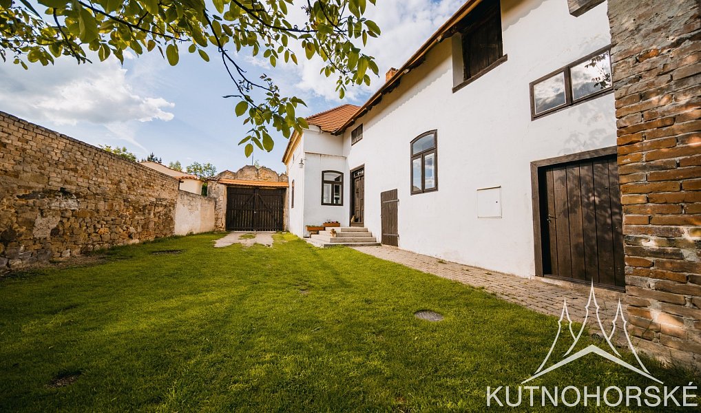 Prodej domu 414 m² s pozemkem 1 000 m², Velenka – náhled fotky 26