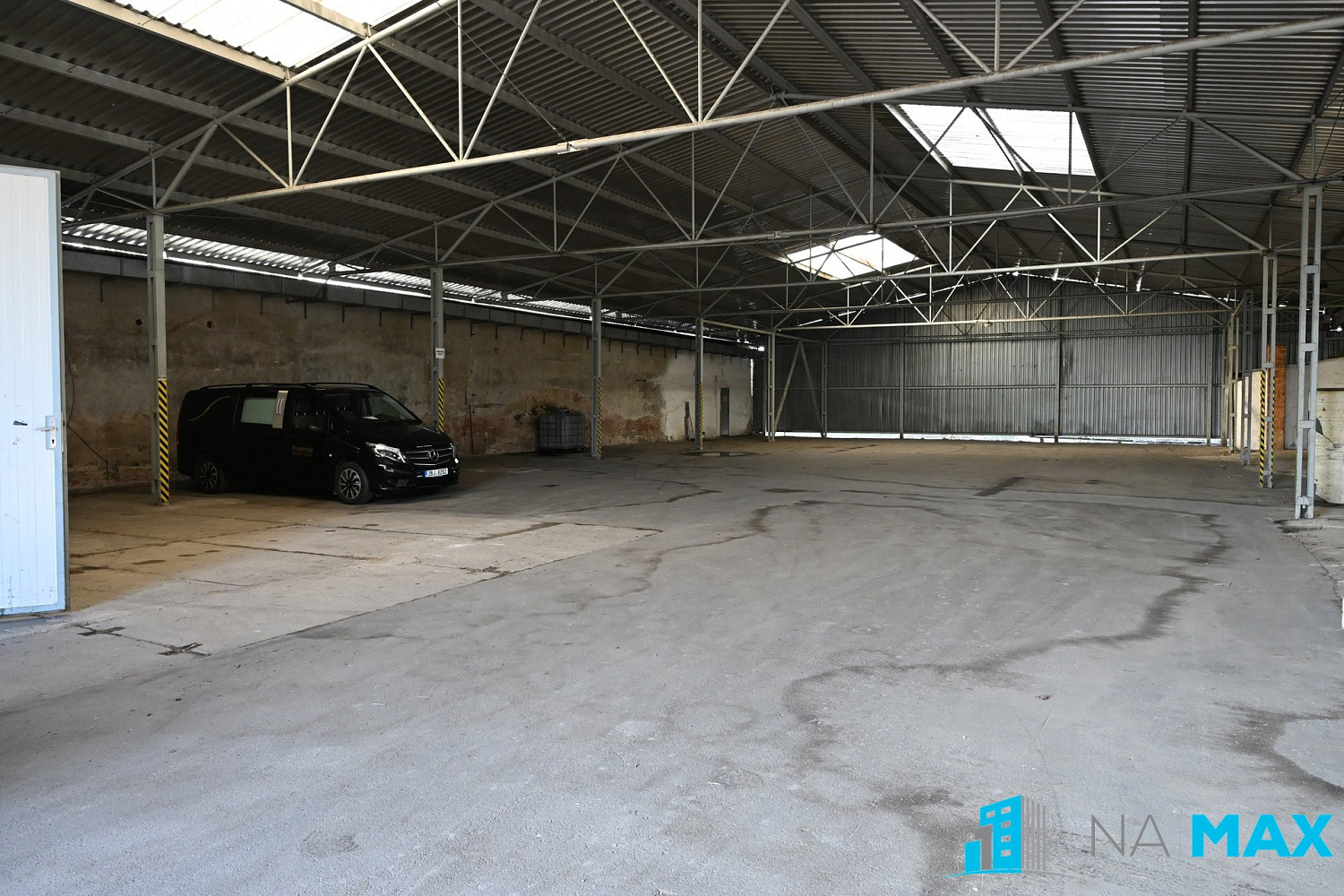 Pronájem skladovacích prostor 970 m² – fotografie 5