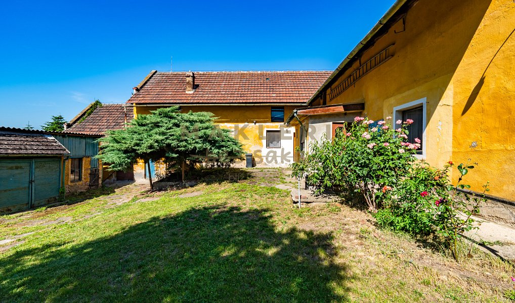 Prodej domu 400 m² s pozemkem 1 899 m², Cítov – náhled fotky 3