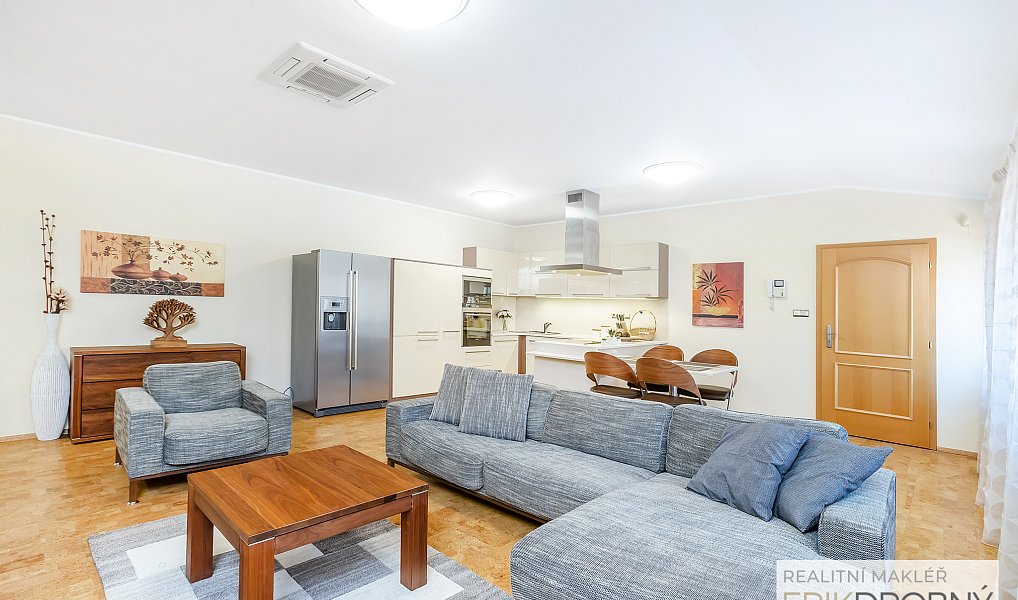 Pronájem bytu 3+kk 92 m², Pardubice – náhled fotky 4