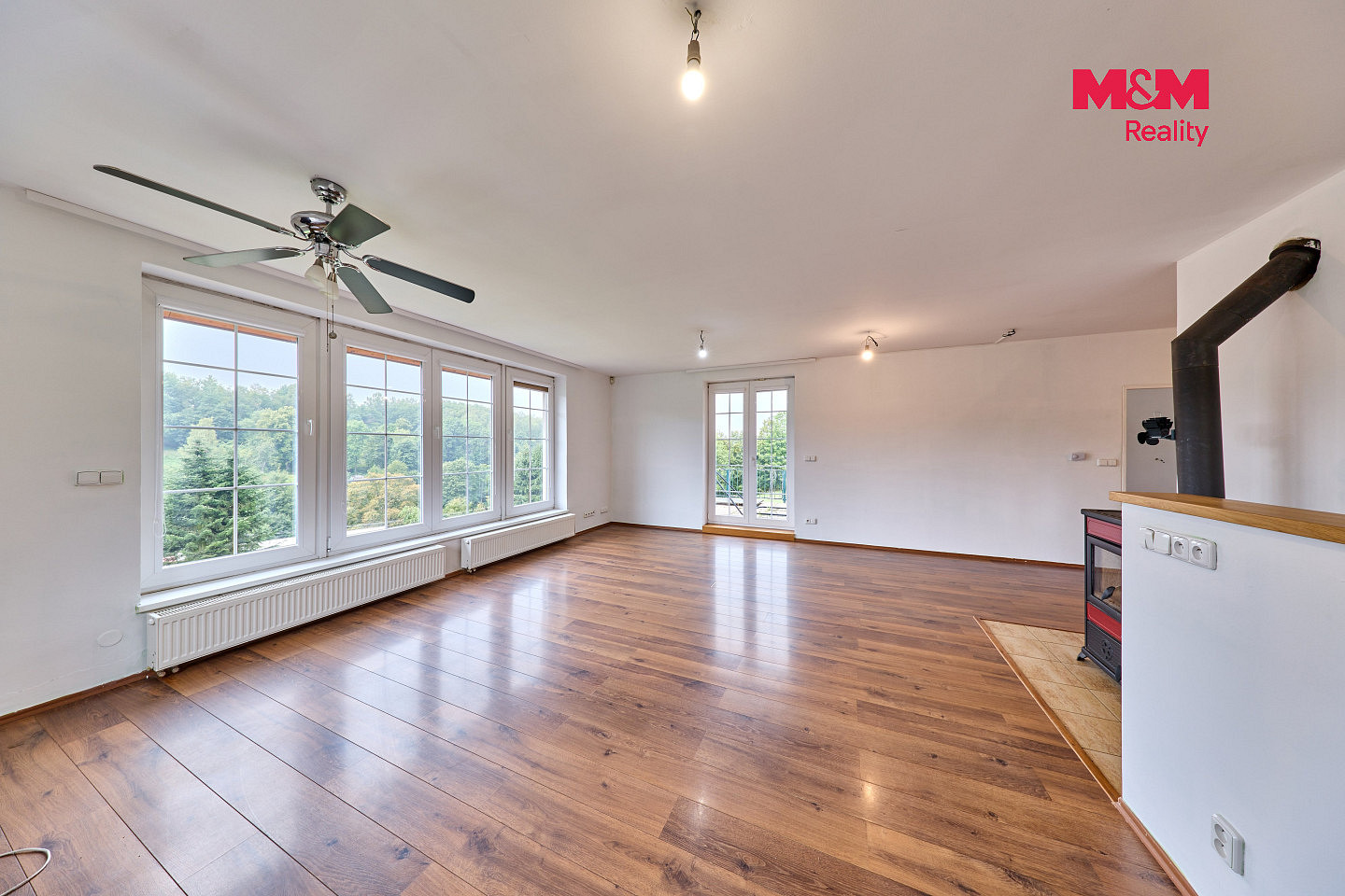 Prodej domu 226 m² s pozemkem 8 736 m² – fotografie 3