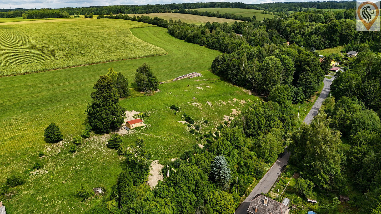 Prodej stavebního pozemku 1 007 m² – fotografie 4