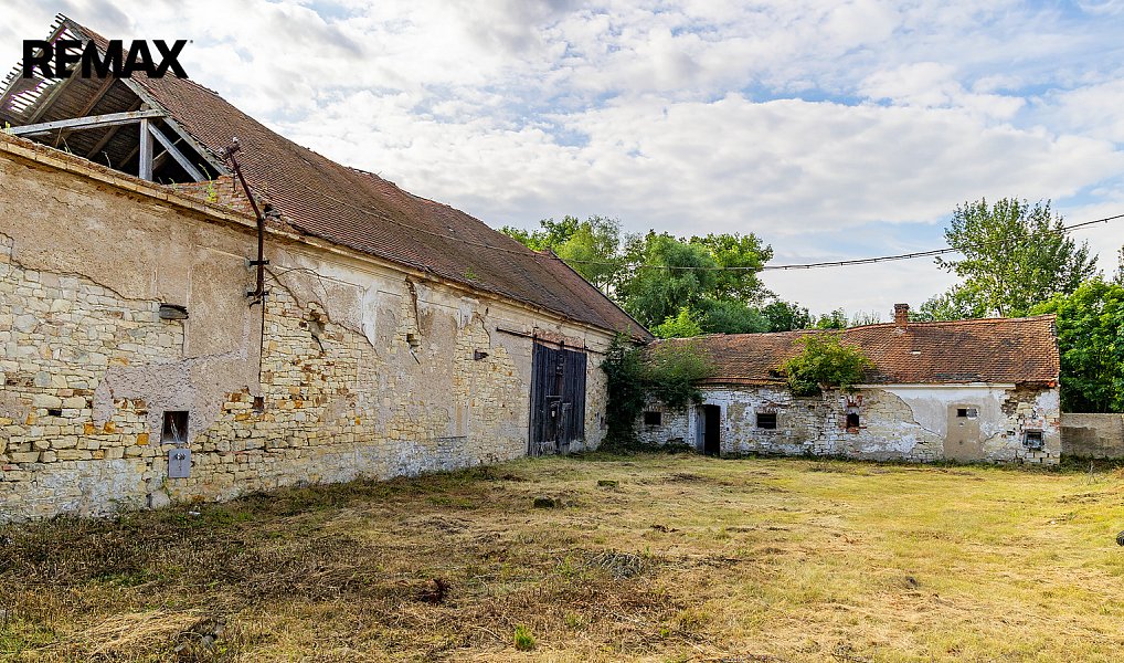 Prodej zemědělského objektu 2 500 m², Počedělice – náhled fotky 53