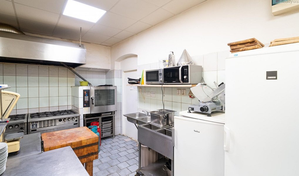 Prodej restaurace 480 m², Litvínov – náhled fotky 19
