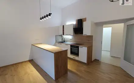 Pronájem bytu 2+kk 60 m²