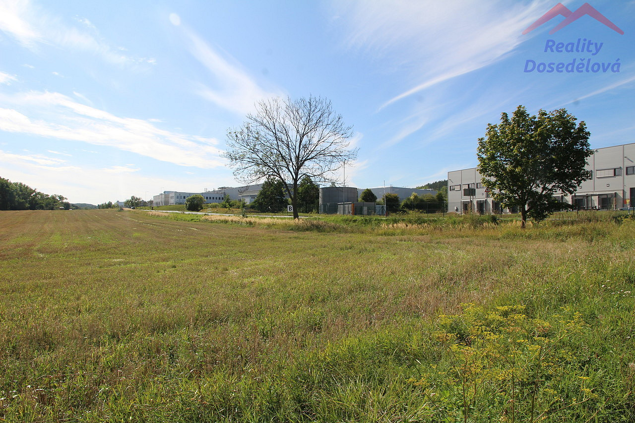 Prodej komerčního pozemku 9 984 m²