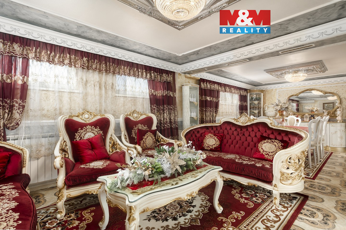 9 rooms, 273.0 m² in Ostrava