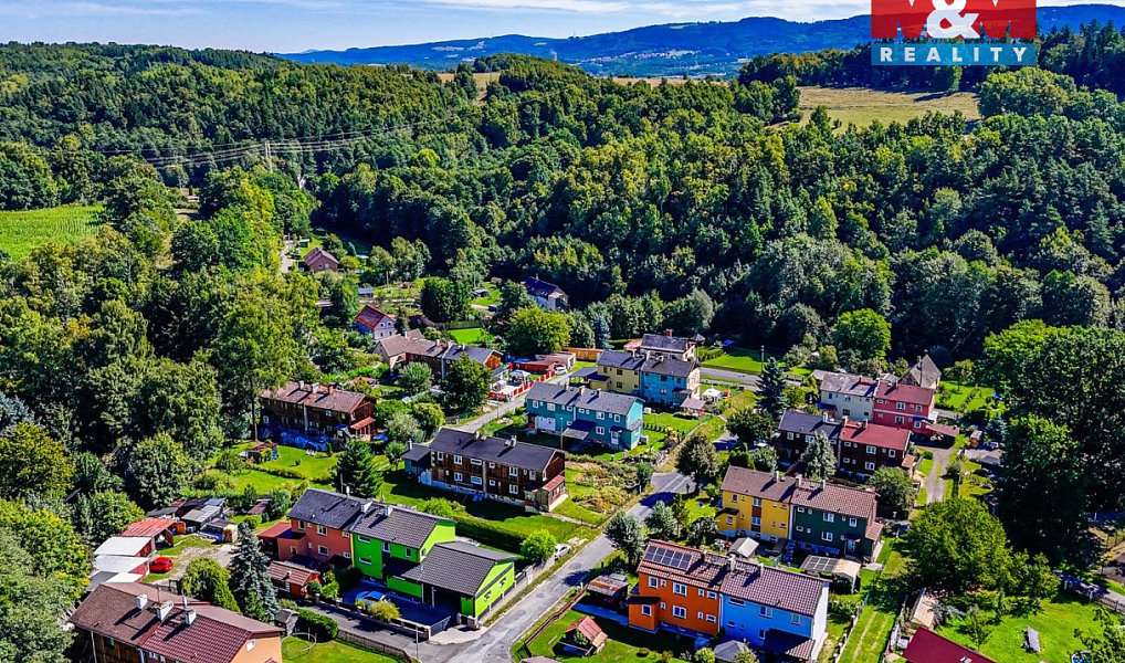 Prodej domu 130 m² s pozemkem 662 m², Dasnice – náhled fotky 30