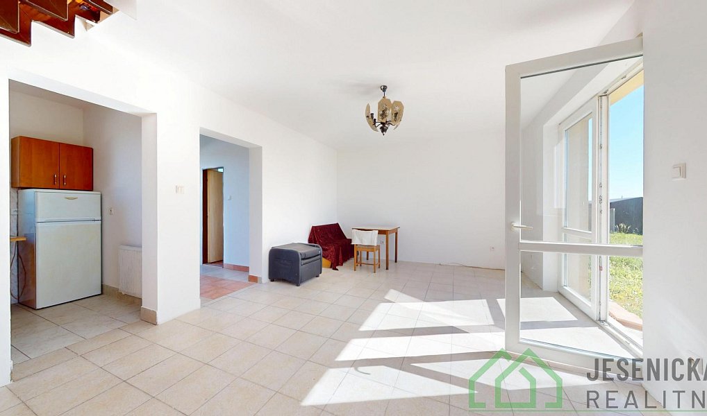 Prodej domu 98 m² s pozemkem 752 m², Trnov – náhled fotky 10