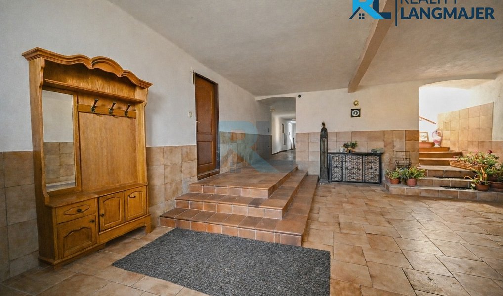 Prodej domu (jiného typu) 300 m² s pozemkem 34 120 m², Pačejov – náhled fotky 5