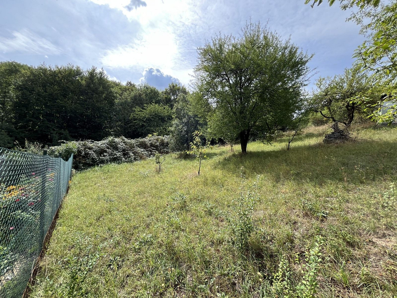 Prodej stavebního pozemku 1 379 m²