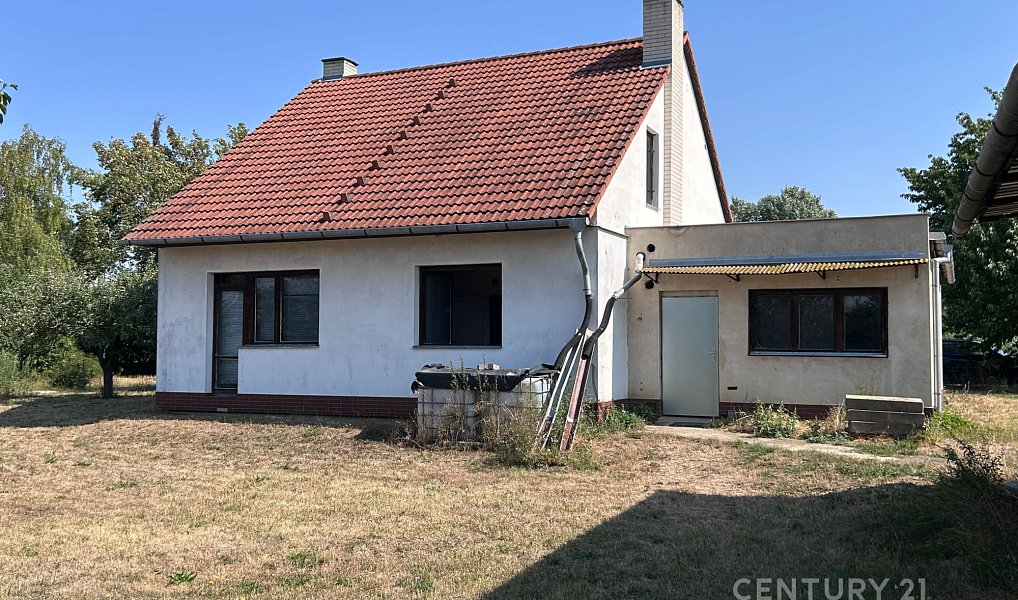 Prodej domu 98 m² s pozemkem 1 604 m², Hodonín – náhled fotky 8