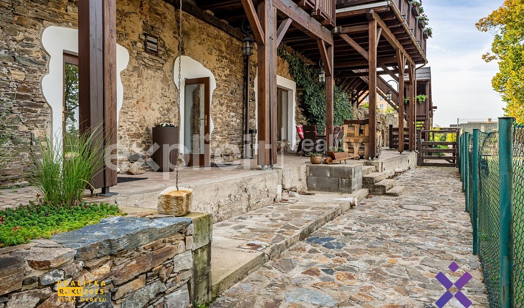 Prodej domu 1 025 m² s pozemkem 4 452 m², Jemnice – náhled fotky 31
