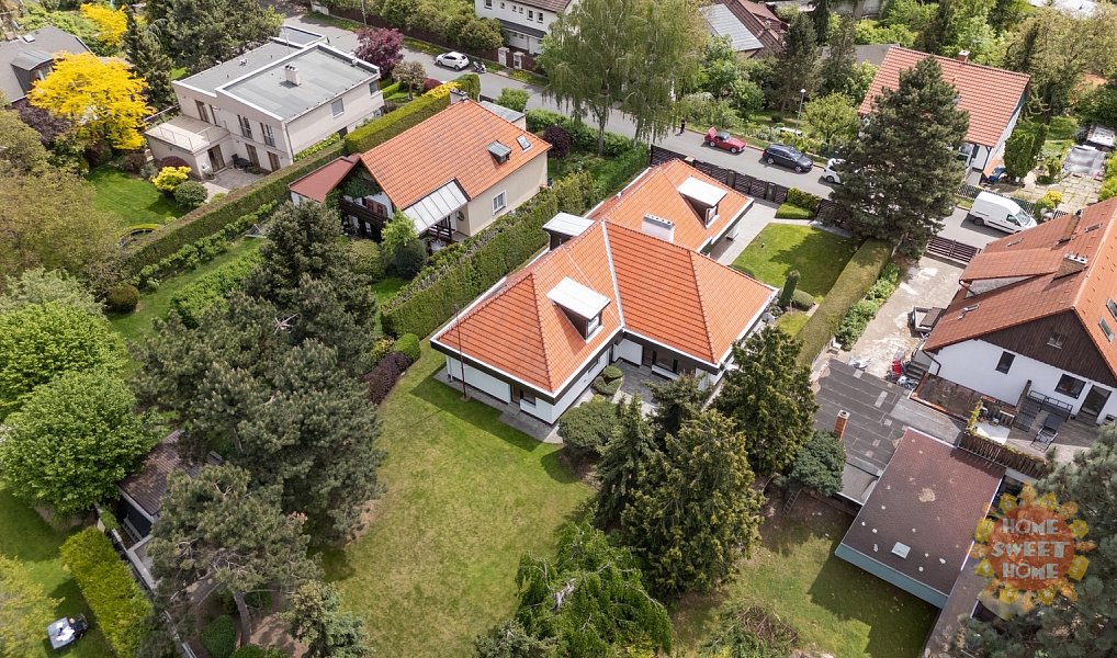 Pronájem domu 417 m² s pozemkem 1 208 m², Praha – náhled fotky 41