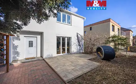 Prodej domu 178 m² s pozemkem 461 m², Velhartická, Praha 9 - Letňany