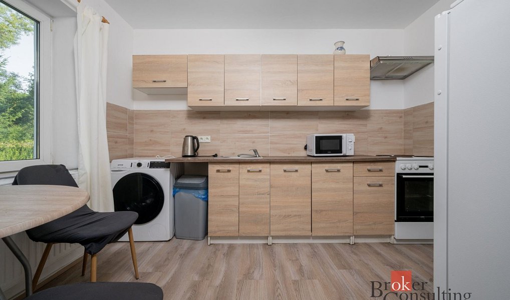 Prodej domu 240 m² s pozemkem 888 m², Bulovka – náhled fotky 5