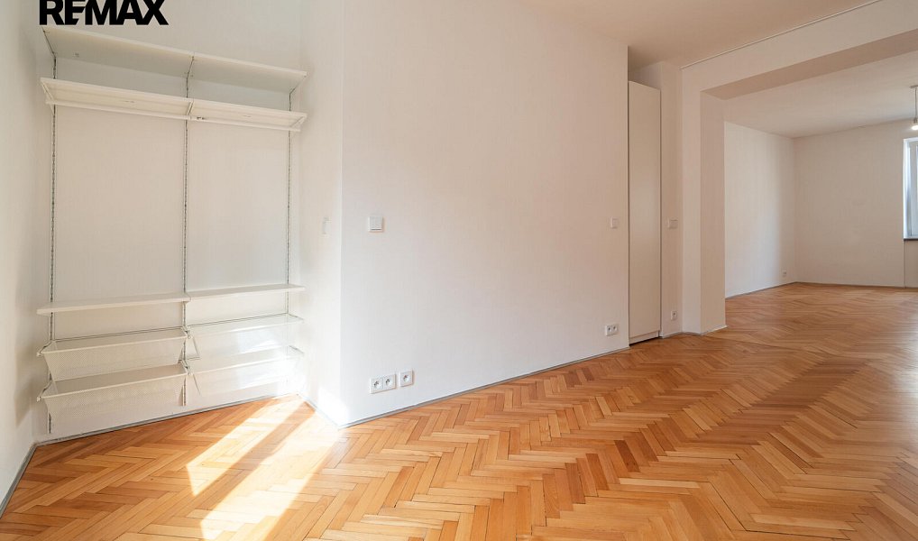 Pronájem bytu 2+kk 48 m², Praha – náhled fotky 11