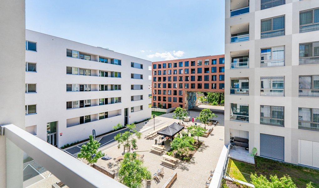 Pronájem bytu 2+kk 49 m², Praha – náhled fotky 12
