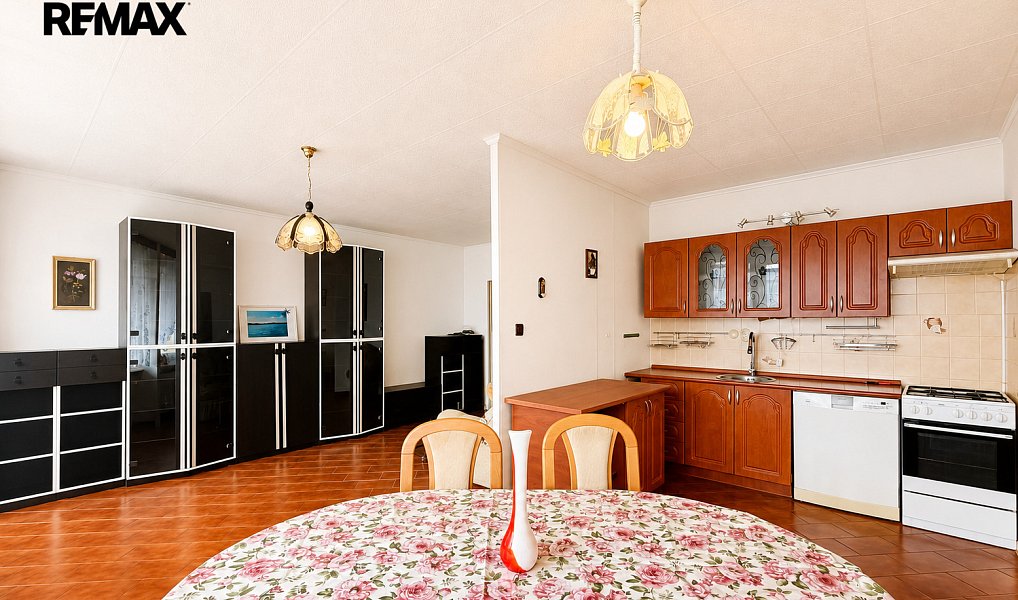 Prodej bytu 3+1 75 m², Teplice – náhled fotky 27