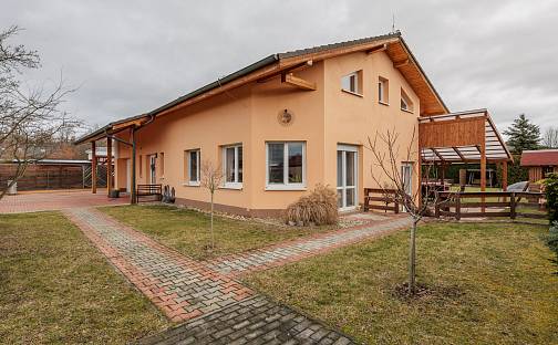 Prodej domu 330 m² s pozemkem 1 119 m², Němého Bobše, Stará Huť, okres Příbram
