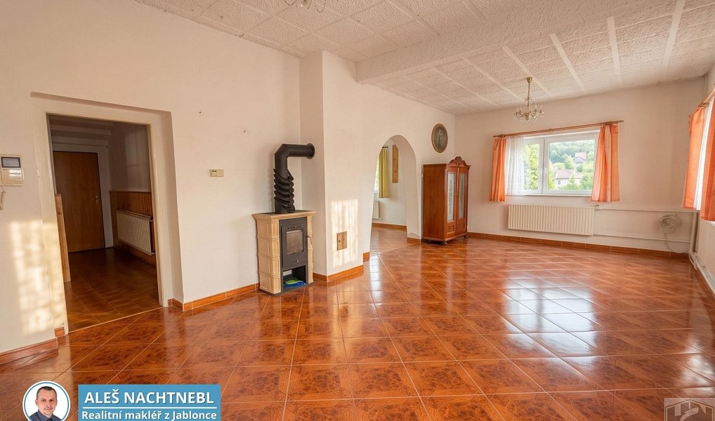 Prodej domu 330 m² s pozemkem 469 m², Jablonec nad Nisou – náhled fotky 9