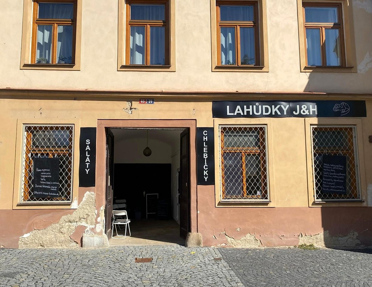 Pronájem obchodních prostor 60 m² – fotografie 3