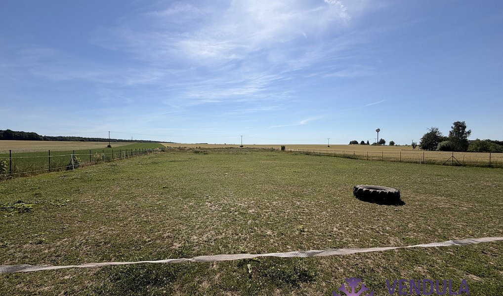 Prodej pole 5 343 m², Dobrovice – náhled fotky 2