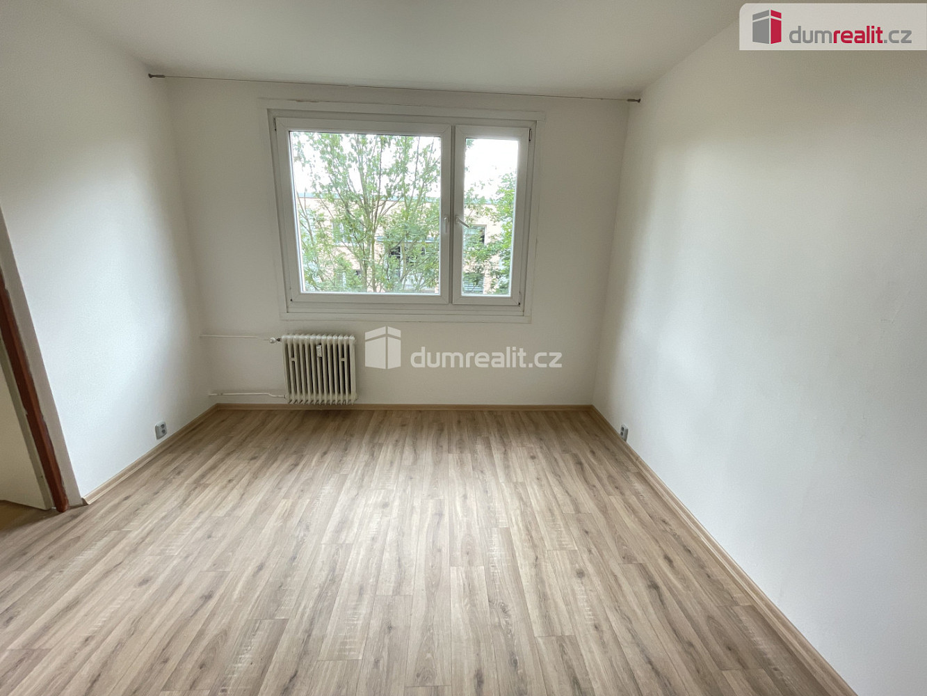 Pronájem bytu 2+kk 36 m² – fotografie 4