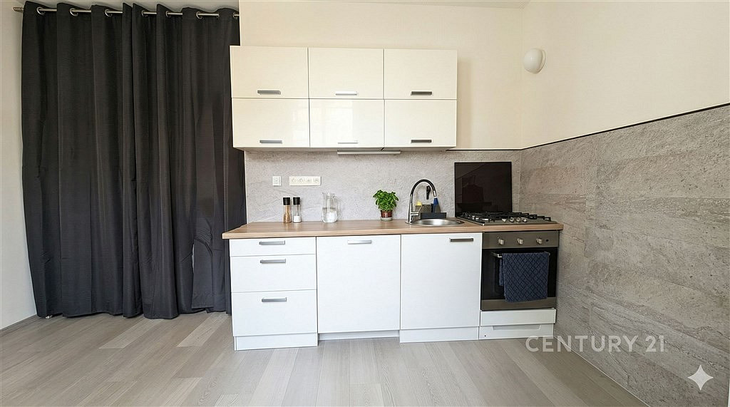 Prodej bytu 2+1 53 m² - Widok 5