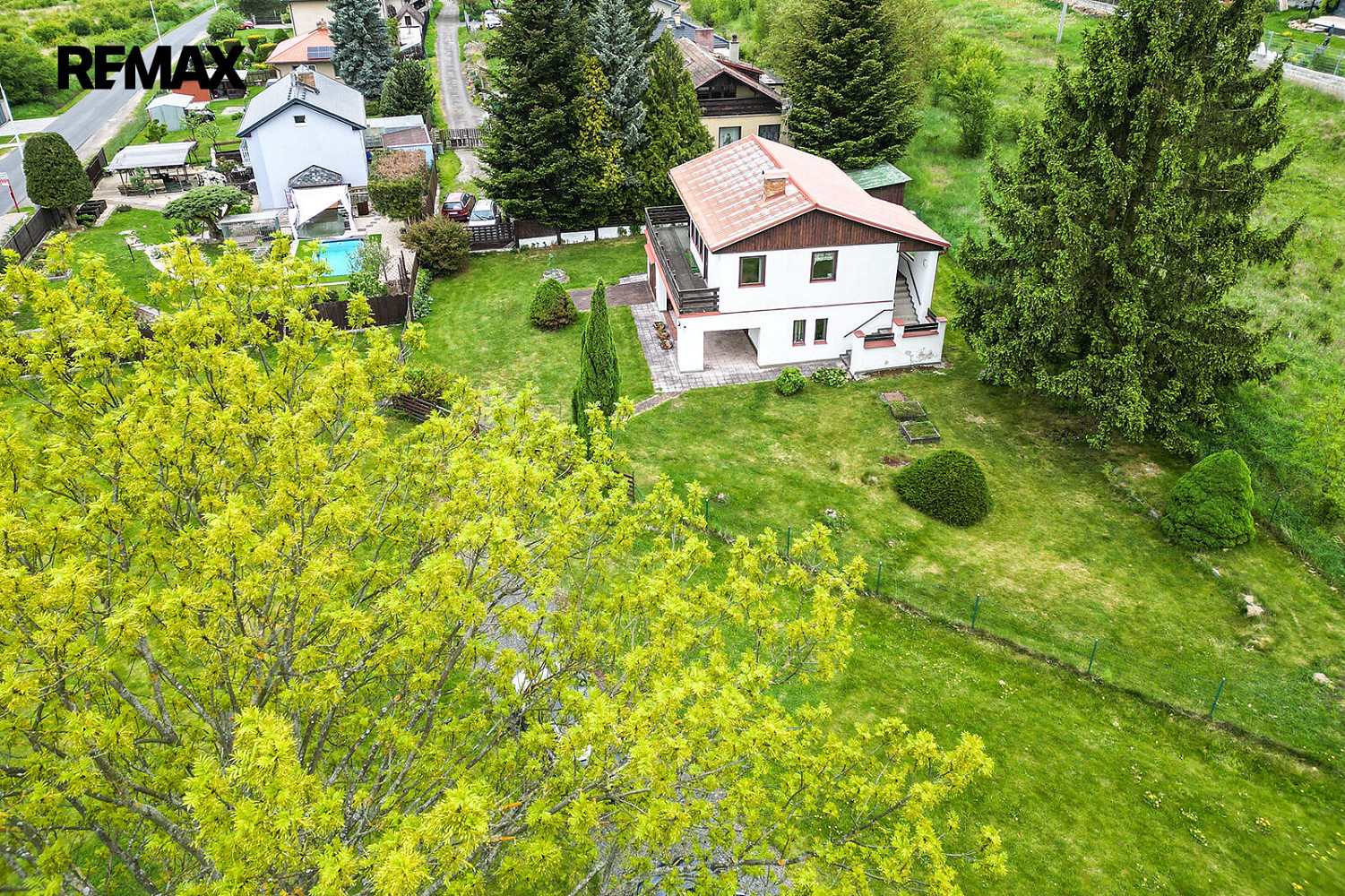 Prodej stavebního pozemku 1 968 m² – fotografie 5