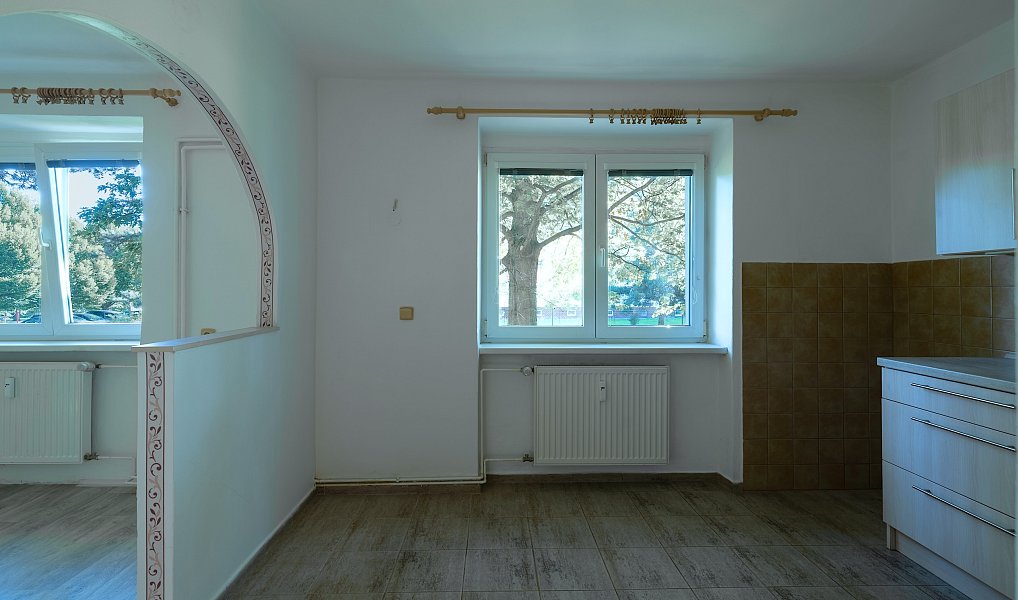 Prodej bytu 3+1 56 m², Chvaletice – náhled fotky 3