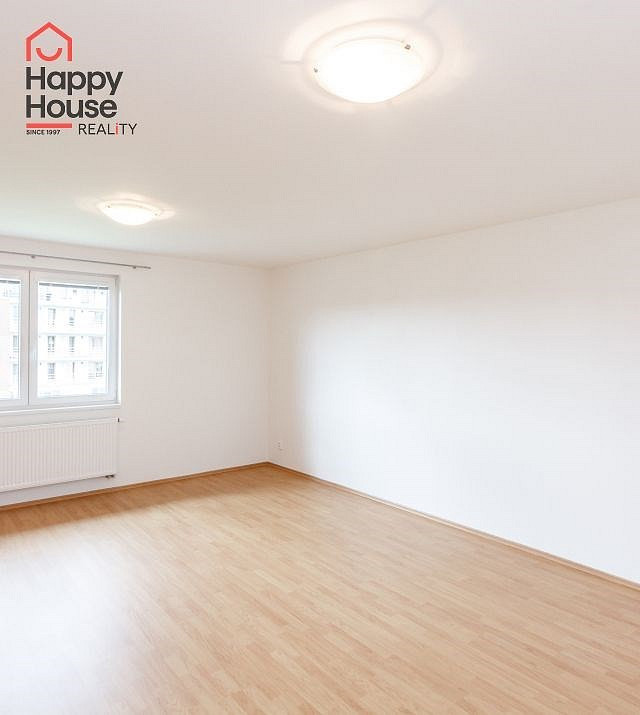Pronájem domu 334 m² s pozemkem 950 m² – pohled 6