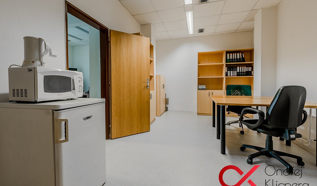 Pronájem kanceláře 44 m², Praha – náhled fotky 4