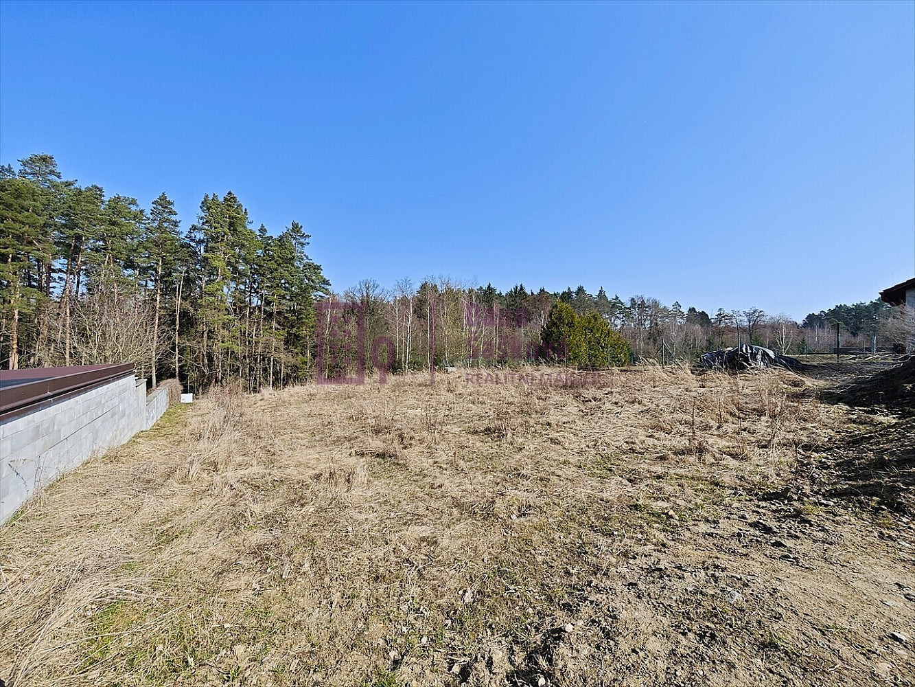 Prodej stavebního pozemku 836 m² – fotografie 2