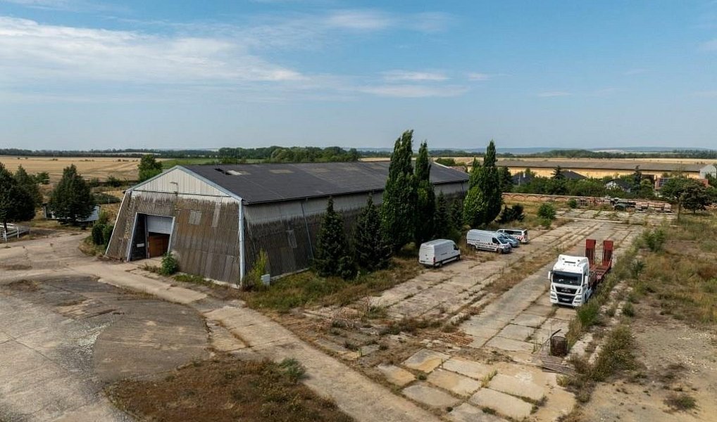 Prodej domu 5 889 m² s pozemkem 83 936 m², Vlasatice – náhled fotky 12