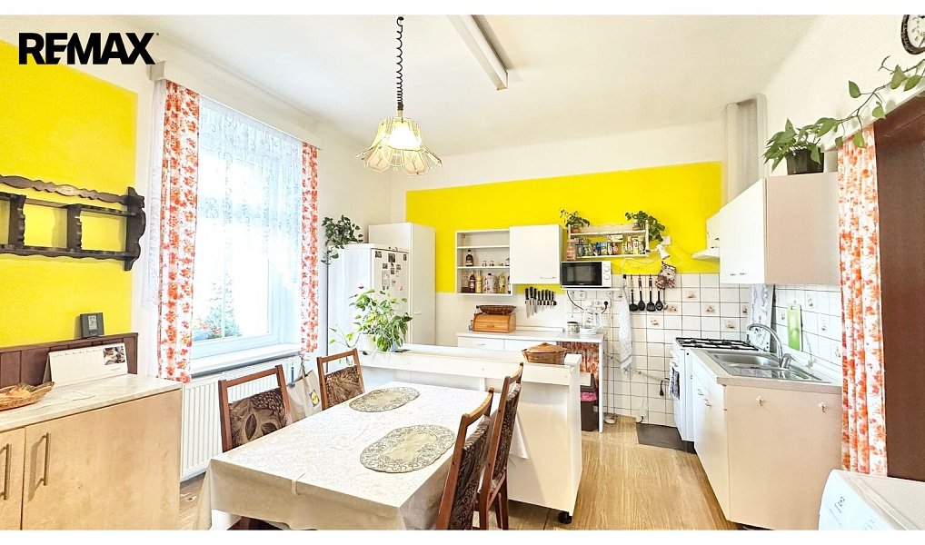 Prodej domu 150 m² s pozemkem 227 m², Bílina – náhled fotky 2