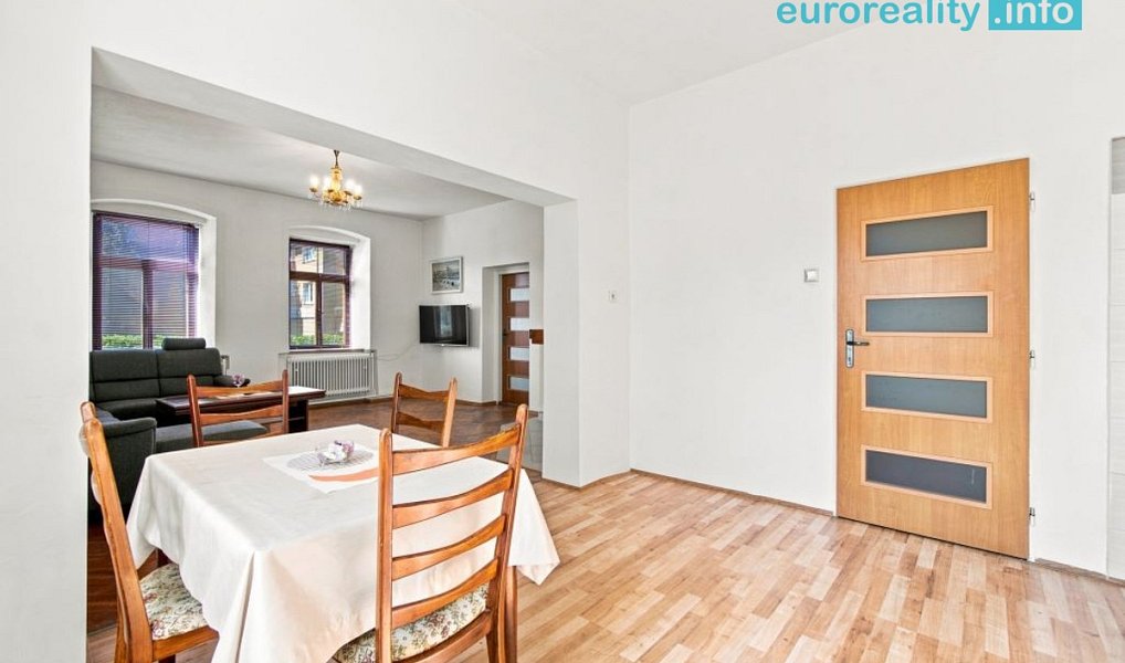 Prodej domu 213 m² s pozemkem 1 424 m², Horní Police – náhled fotky 5