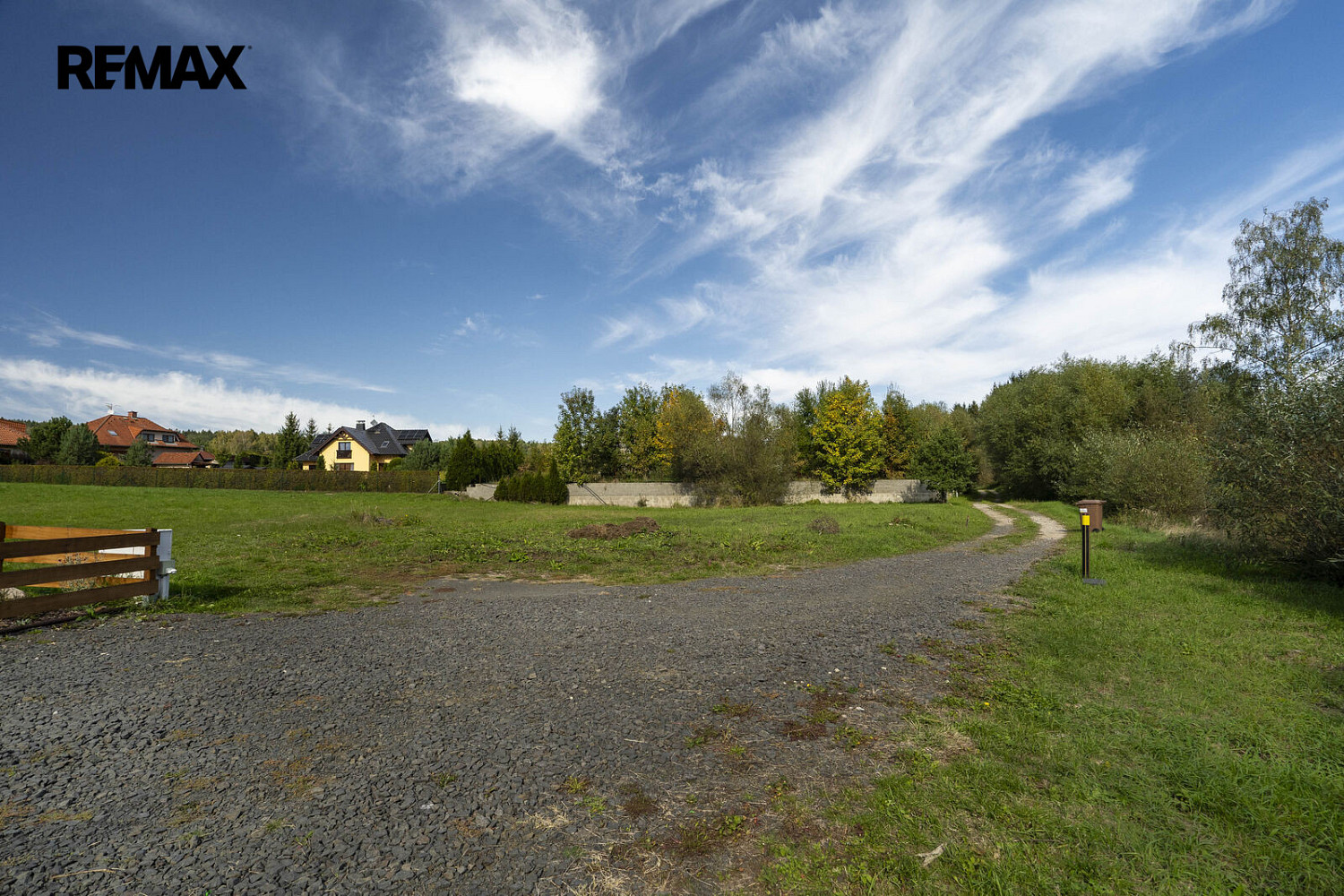Prodej stavebního pozemku 2 227 m² – fotografie 5