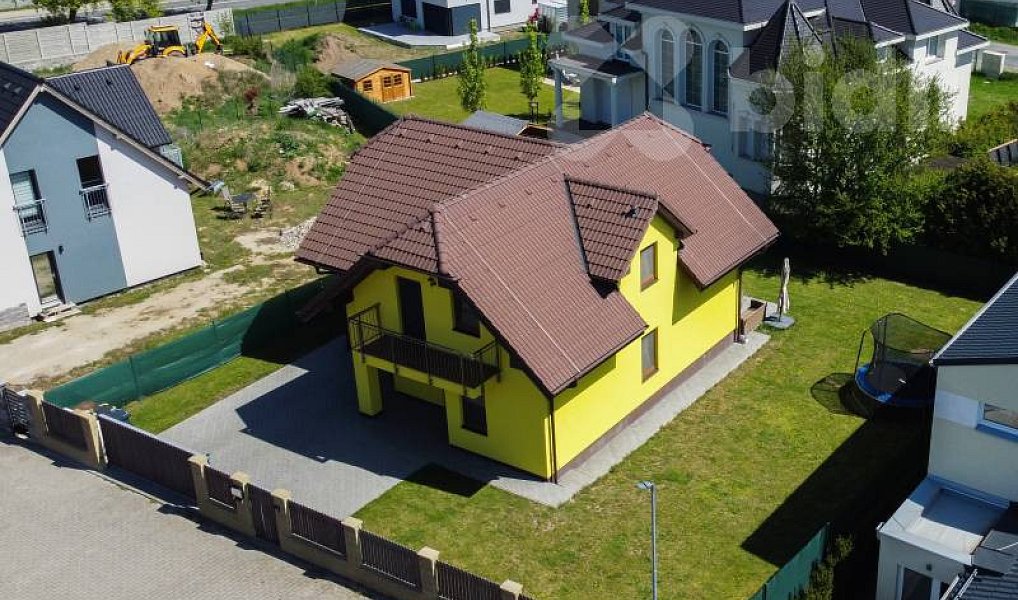 Prodej domu 160 m² s pozemkem 591 m², Jeneč – náhled fotky 7