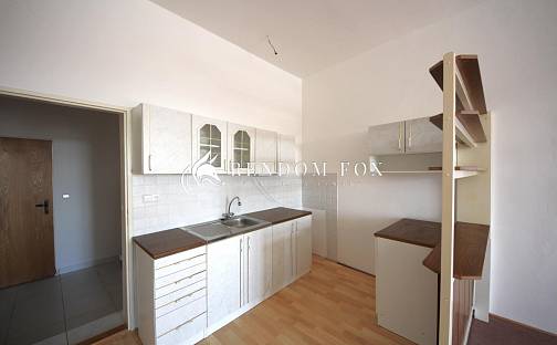 Pronájem bytu 2+kk 60 m², Horní náměstí, Znojmo