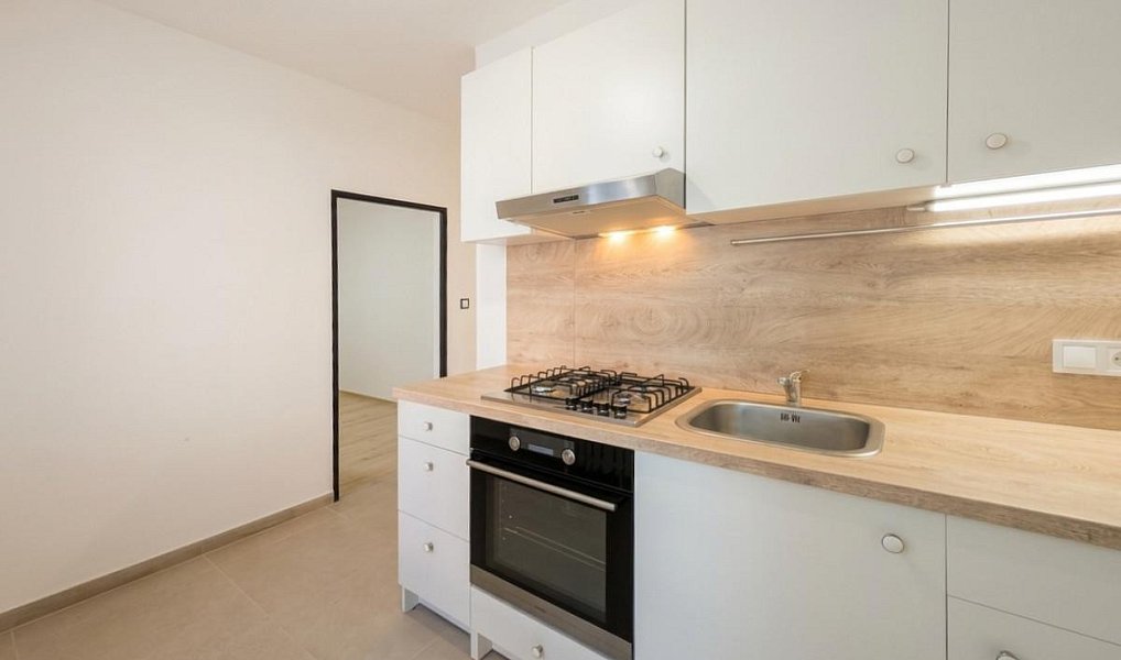 Prodej bytu 2+1 49 m², Beroun – náhled fotky 11