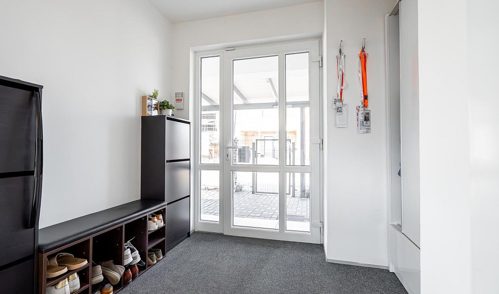 Prodej domu 140 m² s pozemkem 663 m², Králův Dvůr – náhled fotky 12