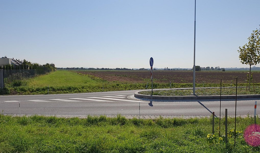 Prodej pole 12 922 m², Tovéř – náhled fotky 2
