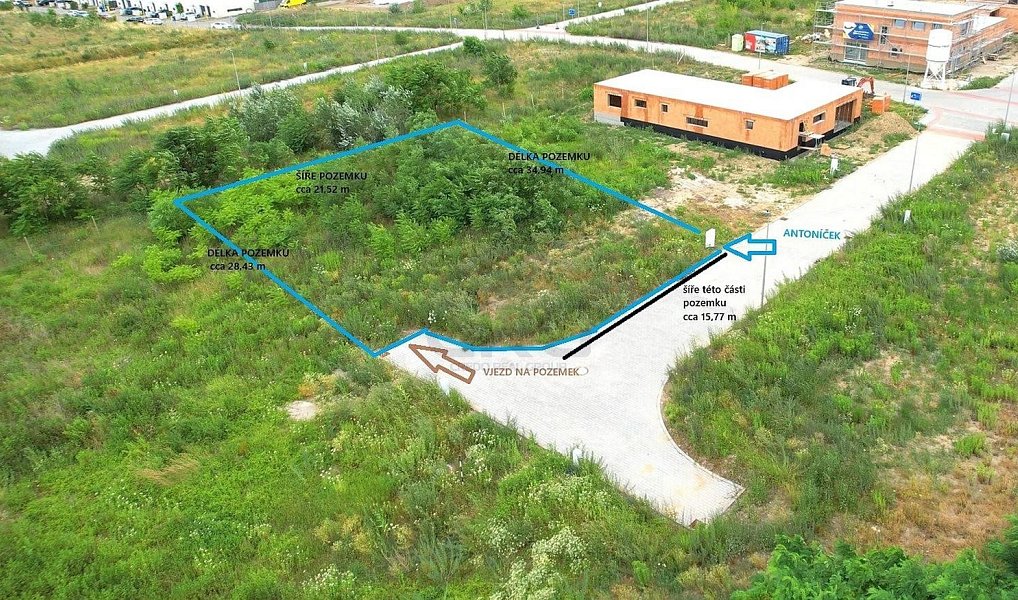 Prodej stavebního pozemku 721 m², Mikulov – náhled fotky 2